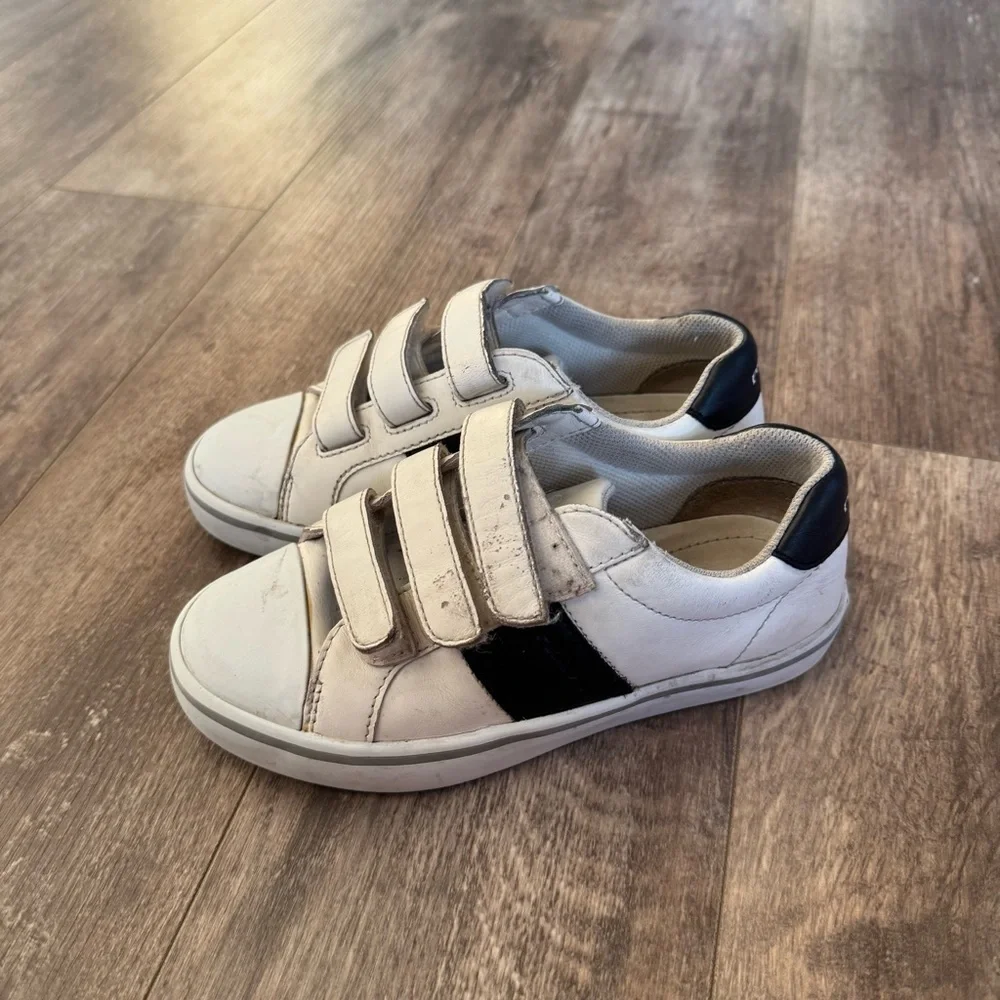 Prada chic sneakers